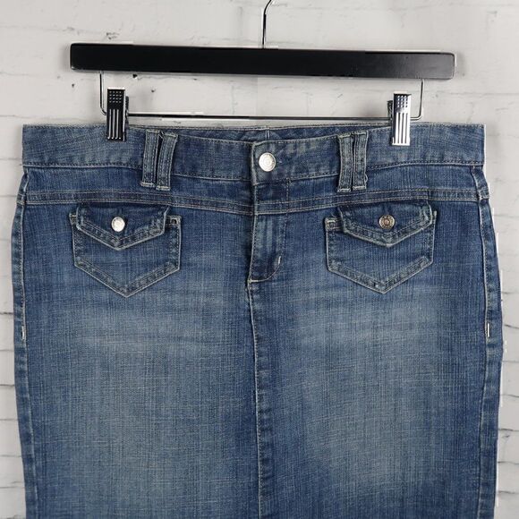 TOMMY HILFIGER BLUE DENIM MINI SKIRT SIZE 8 - Picture 5 of 9